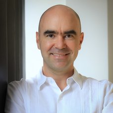 Emilio Martínez de Velasco Aguirre